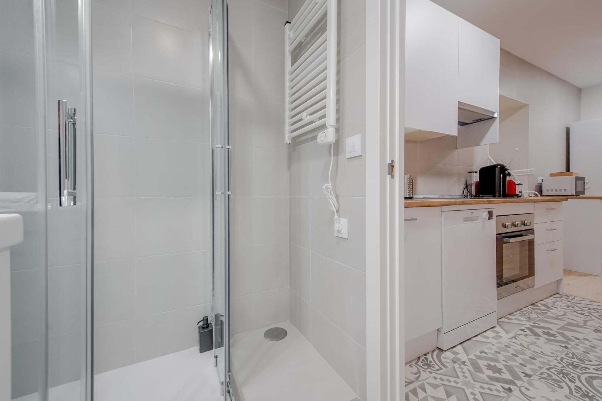 Cozy&New Apartment Para 6Pax En La Plaza De Tirso - Madrid E1 Eksteriør bilde