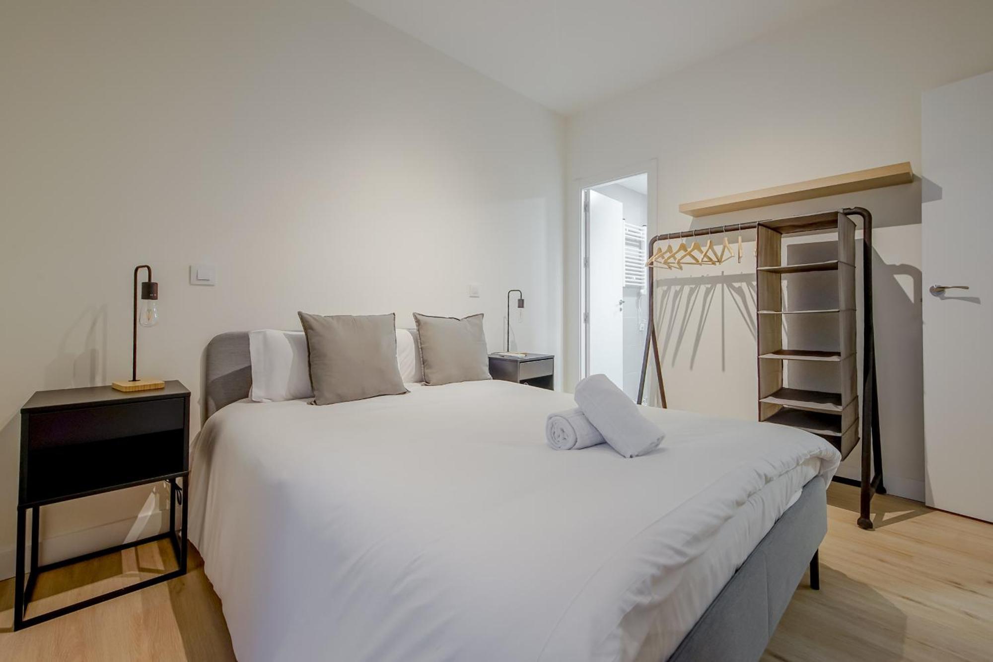 Cozy&New Apartment Para 6Pax En La Plaza De Tirso - Madrid E1 Eksteriør bilde