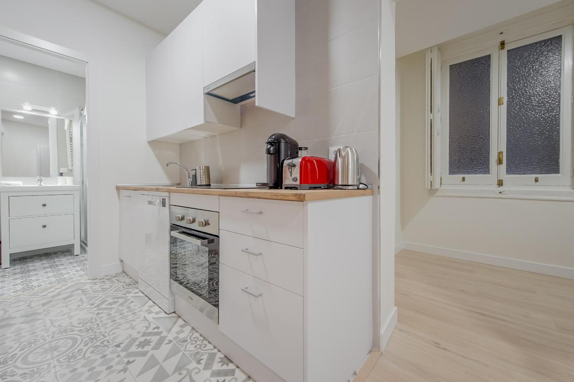 Cozy&New Apartment Para 6Pax En La Plaza De Tirso - Madrid E1 Eksteriør bilde